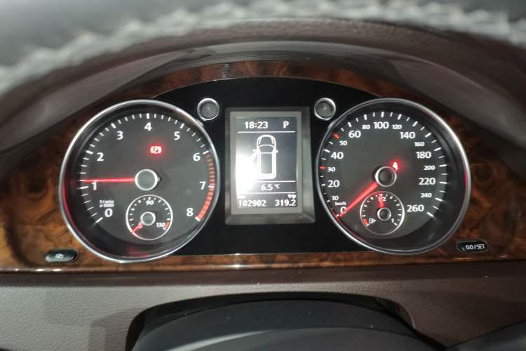 Used Volkswagen Magotan 2012 Travel Edition 2.0 TSI Luxury Version