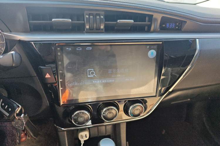 Used Toyota Corolla 2014 1.6L CVT GL Audio And AC Panel