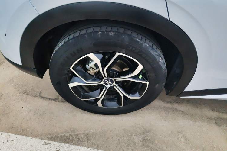 Used BYD Yuan PLUS 2024 Honor Edition 510KM Leading Model Right Rear Wheel Hub