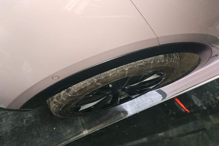 Used ONVO L60 2024 60 kWh Rear-Drive Version