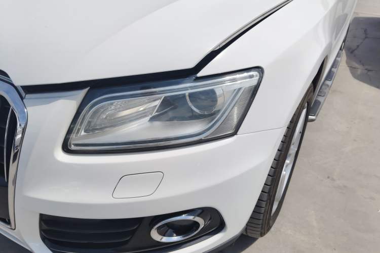 Used Audi Q5 2017 40 TFSI Ambition Edition Left Front Headlight