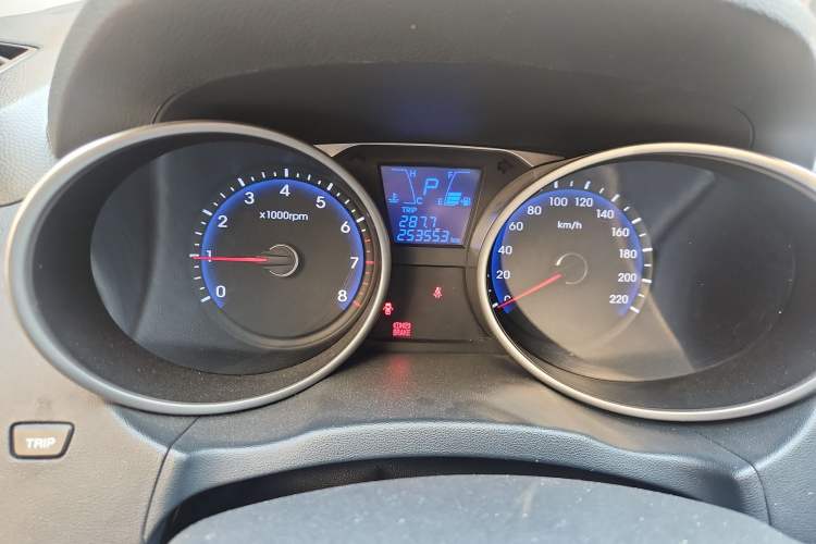 Used Hyundai ix35 2012 2.0L Automatic Two-Wheel Drive Elite Edition GLS
