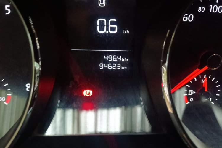 Used Volkswagen Lamando 2017 230TSI Manual Trend Edition
