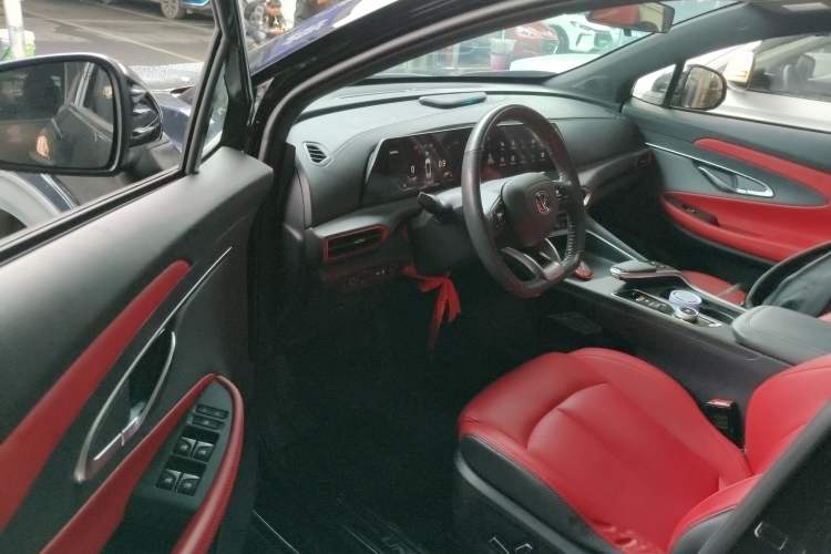 Used CHANGAN UNI-T 2020 1.5T Flagship Version
