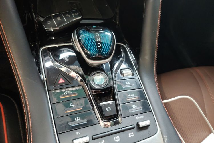 Used BYD Song PLUS New Energy 2021 DM-i 100KM Four-Wheel Drive Flagship PLUS