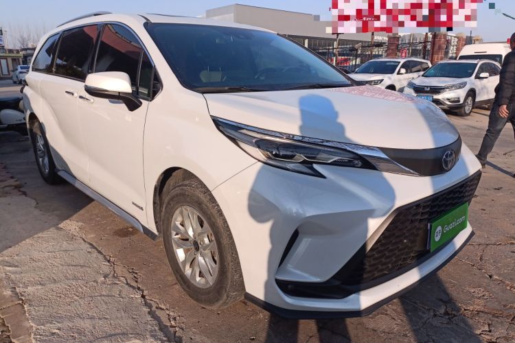 Used Toyota Granvia 2023 2.5L Hybrid Comfort Edition
