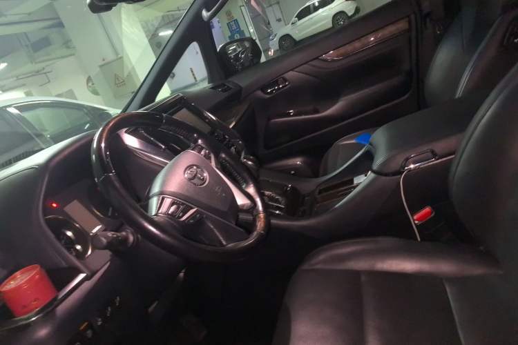 Used Toyota Alphard 2018 3.5L Prestige Edition Left Front Seat