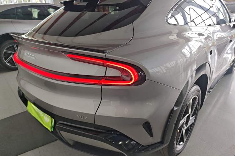 Used Xiaomi Auto YU7 2025 Ultra-Long Range All-Wheel Drive Pro Version Right Rear Taillight
