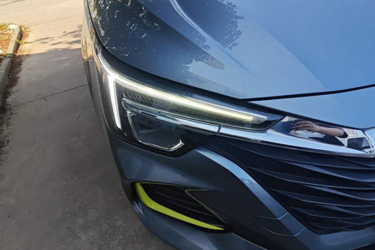 Used Roewe i6 MAX 2020 300TGI Automatic "Swell Cool Smart Drive" Edition
