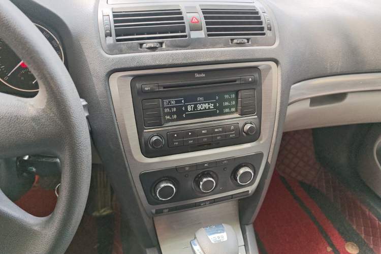 Used Skoda Octavia 2012 1.4TSI DSG Yijun Edition