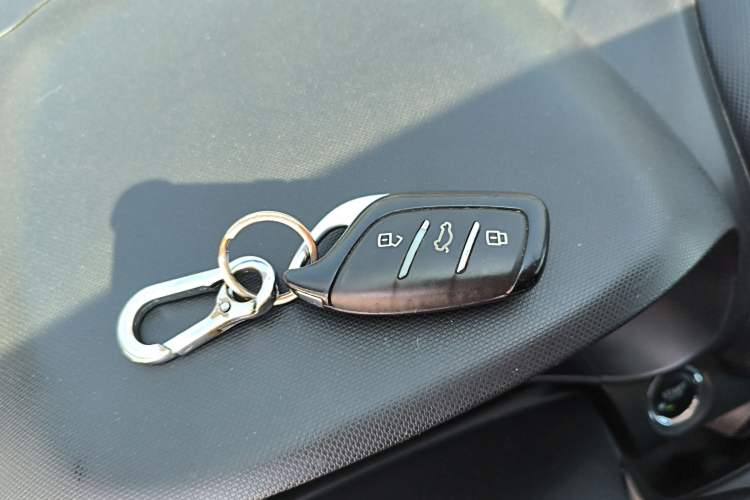 Used Roewe Clever 2022 311km QiQi BoBo Edition Interior 1