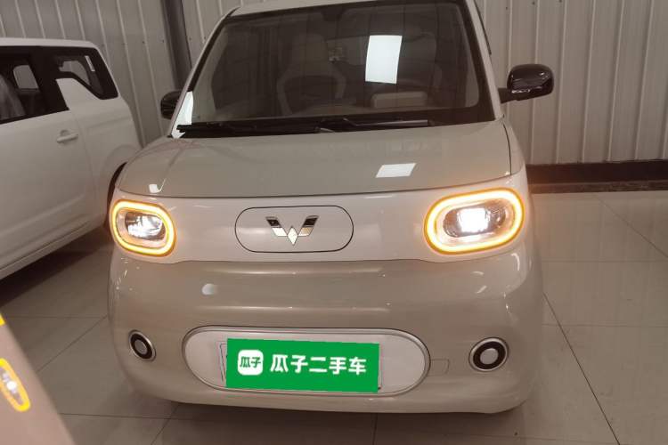 Used Wuling Hongguang MINIEV 2024 3rd Generation 215km Youth Edition Front
