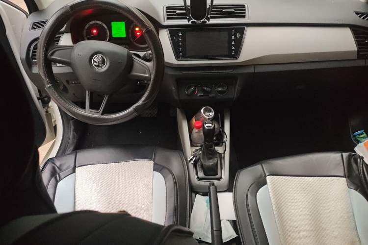 Used Skoda Fabia 2016 1.4L Automatic Car Enjoy Edition