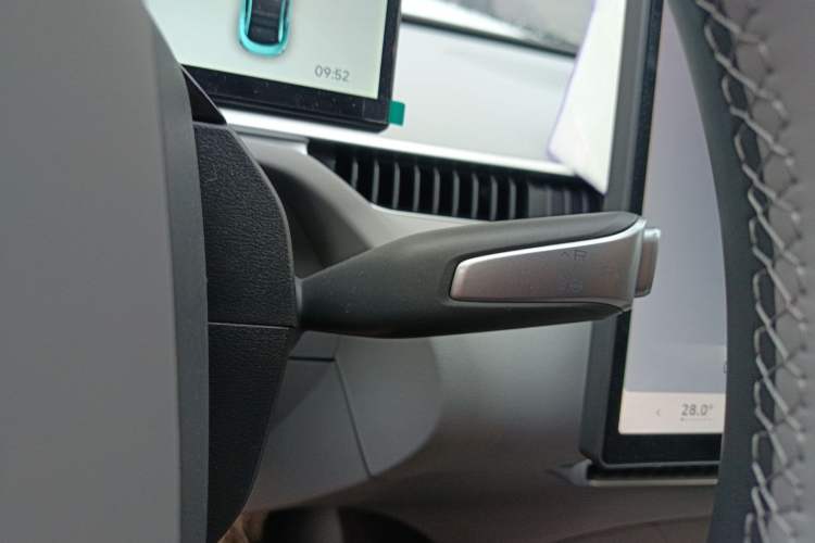 Used XPeng MONA M03 2025 620 Ultra-Long Range Plus Gear Lever