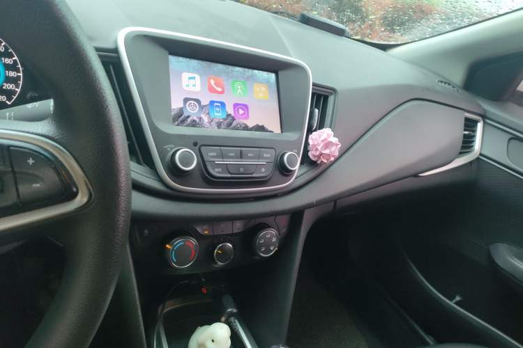 Used Chevrolet Cavalier 2016 1.5L Manual Xinyue Edition Audio And AC Panel