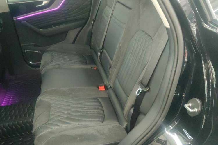 Used Hongqi HS5 2022 Revised Version 2.0T Smart Connect Flagship Edition