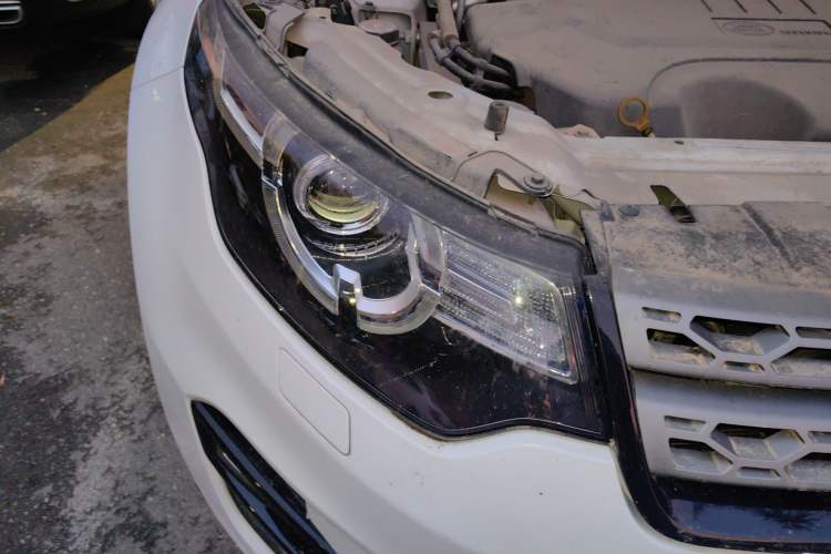 Used Land Rover Discovery Sport 2018 240 PS PURE Edition
