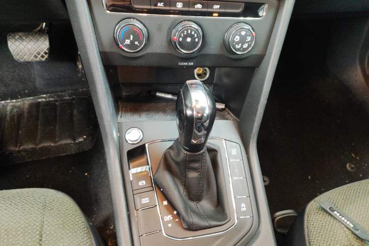 Used Volkswagen Tharu 2021 280TSI Two-Wheel Drive Trend Edition
