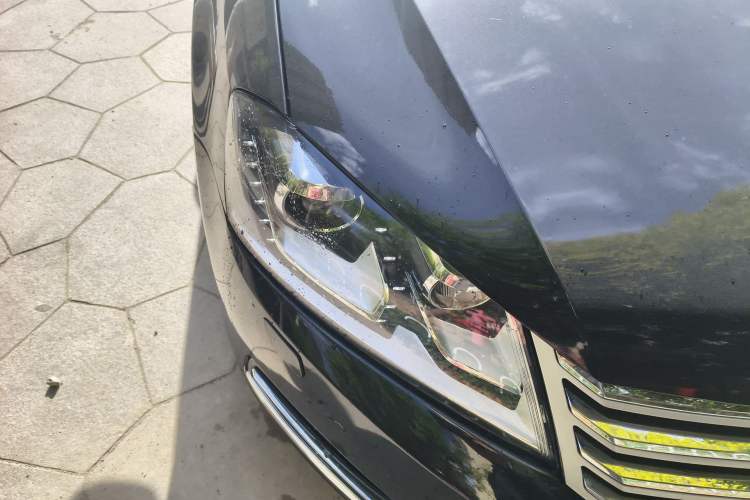 Used Volkswagen Magotan 2013 1.8TSI Luxury Model Right Front Headlight