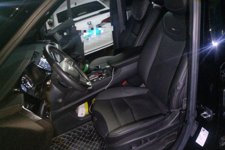 Used Cadillac XT6 2022 2.0T 7-Seater Four-Wheel Drive Luxury Version
