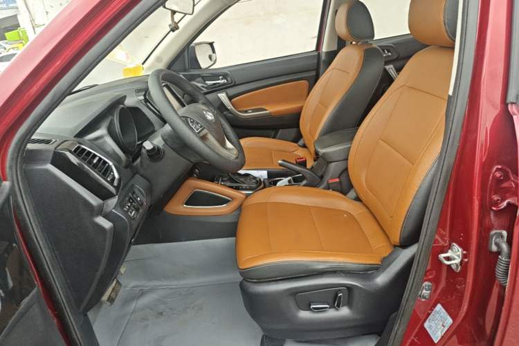 Used CHANGAN OSHAN CX70 2017 CX70T 1.5T Automatic Zunqing Edition
