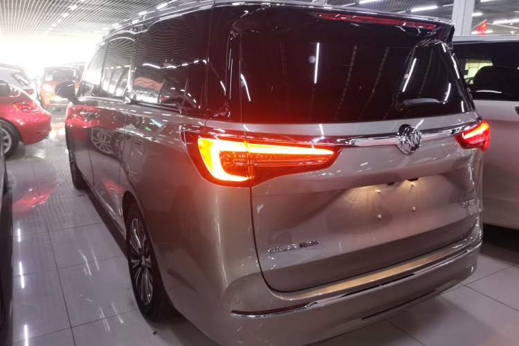 Used Buick GL8 2023 ES Lu Zun Luxury Model
