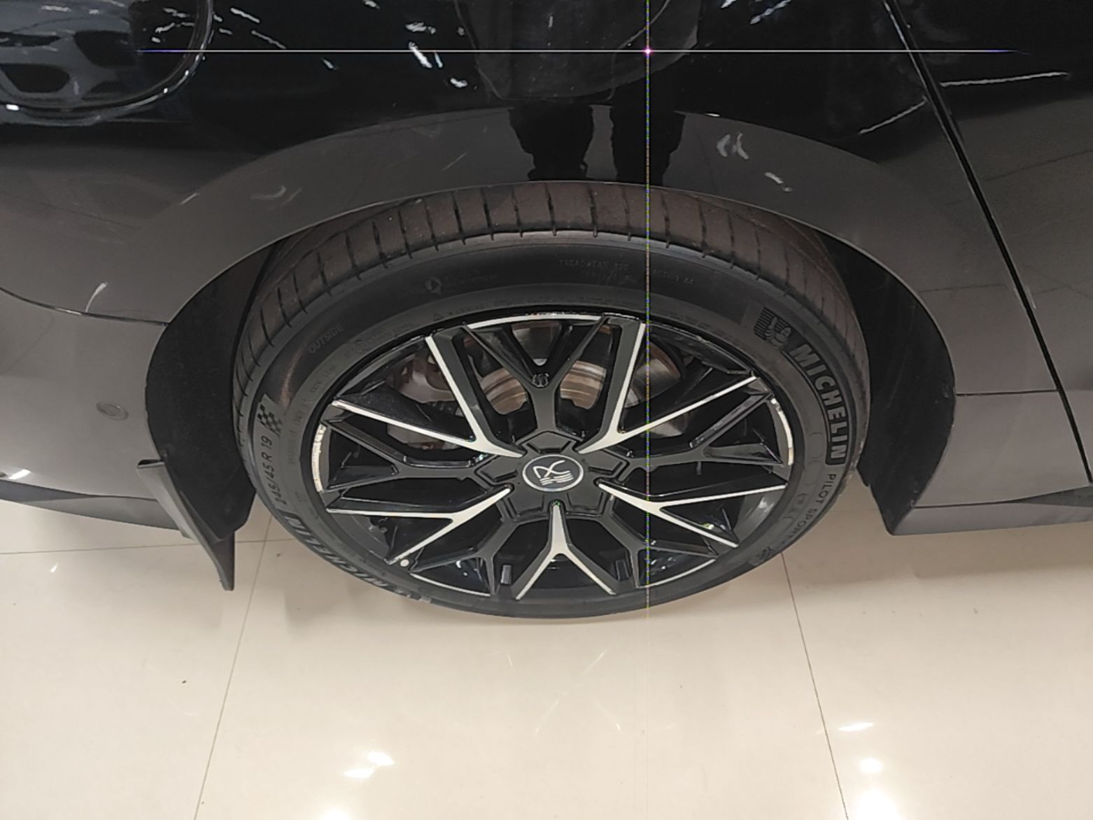 BYD Han 2022 EV Genesis Edition 610KM All-Wheel Drive Premium Model — снимка 11