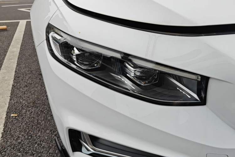 Used Geely Auto Preface 2023 1.5TD Kunlun Edition Right Front Headlight