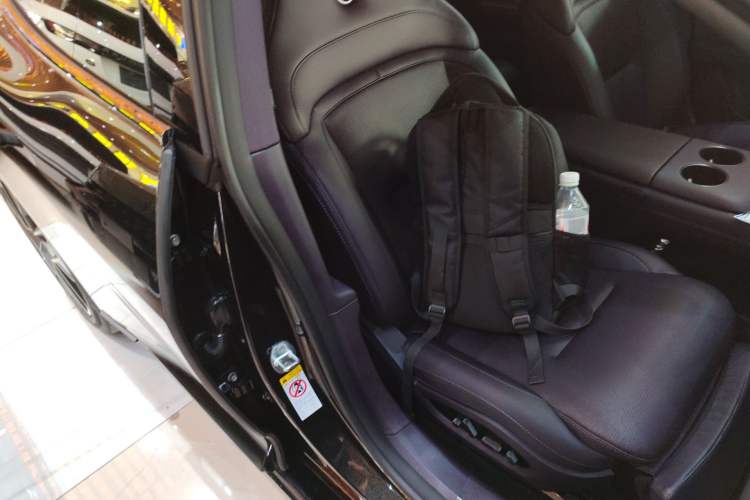 Used Avatr 06 2025 Max All-Electric Version Right Front Seat