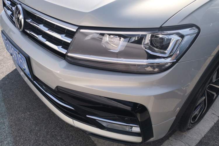Used Volkswagen Tiguan L 2021 330TSI Automatic Two-Wheel Drive R-Line Enhanced Edition Left Front Headlight