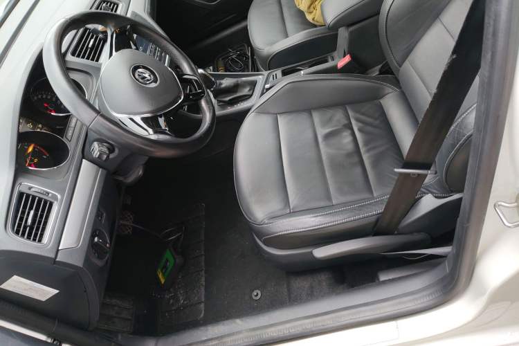 Used Volkswagen Gran Lavida 2015 1.6L Automatic Comfort Edition