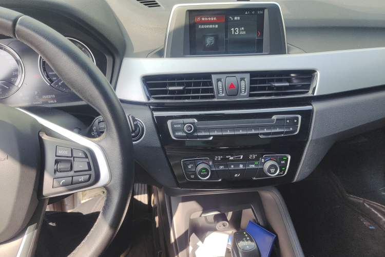 Used BMW X1 2018 sDrive20Li Leading Model