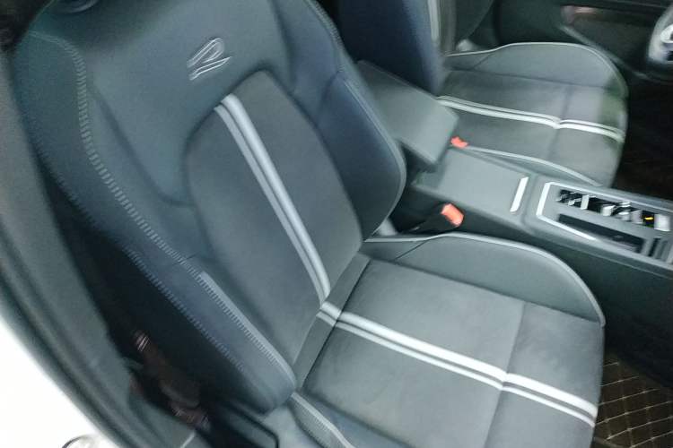 Used Volkswagen Golf 2021 200TSI DSG Pro