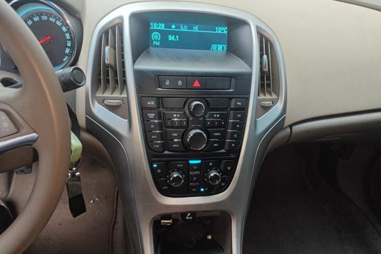 Used Buick GT 2013 GT 1.6L Manual Entry-Level Model