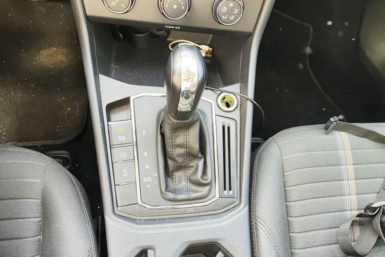 Used Volkswagen Lavida 2021 1.5L Automatic Vision Edition
