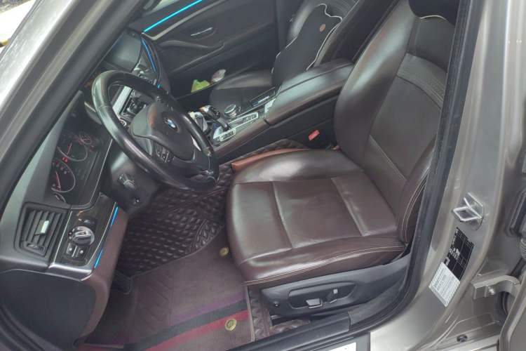 Used BMW 5 Series 2017 525Li Luxury Design Package Left Front Seat