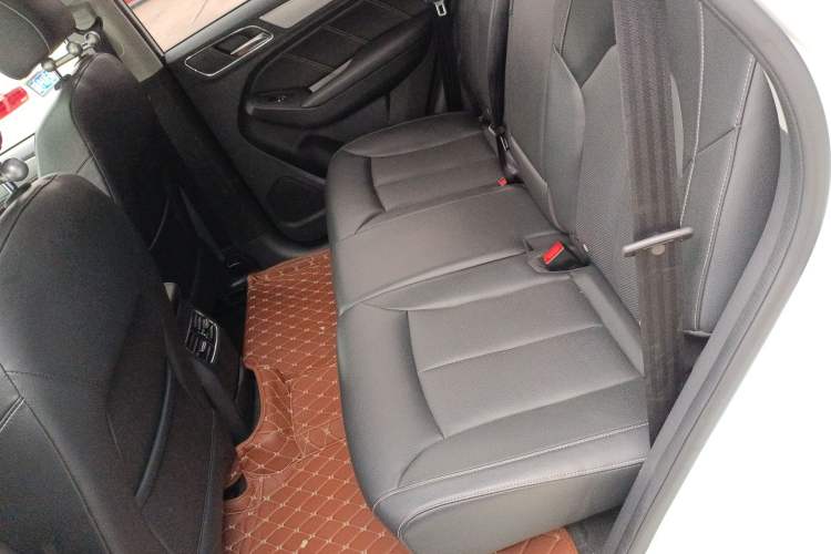 Used Roewe RX5 2016 20T Two-Wheel Drive Automatic Flagship Edition
