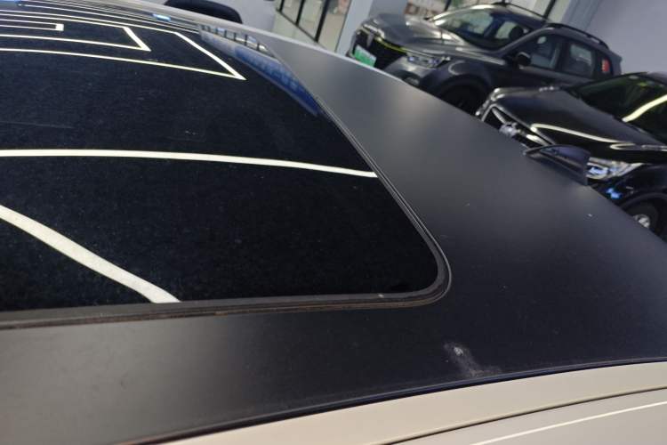 Used BMW 3 Series 2021 Second Facelift 325i M Sport Package Roof