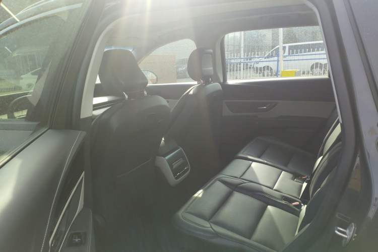 Used Lincoln Nautilus 2023 2.0T Four-Wheel Drive Luxury Edition Left Rear Seat