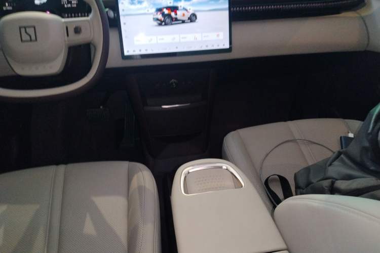 Used Zeekr X 2024 Five-Seater Four-Wheel Drive