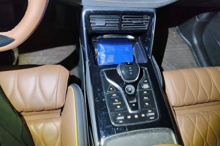 Used BYD Tang New Energy 2021 DM 2.0T Four-Wheel Drive High-Performance Flagship Model Gear Lever