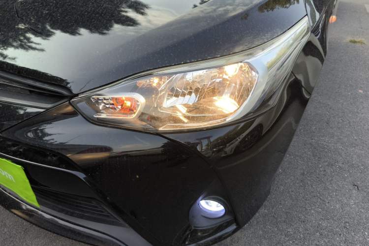 Used Toyota YARiS L Zhi Xiang 2017 1.5E CVT Dynamic Edition Left Front Headlight