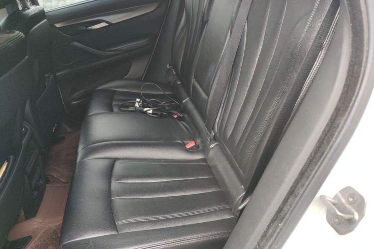 Used BMW X6 2015 xDrive35i U.S. specification
