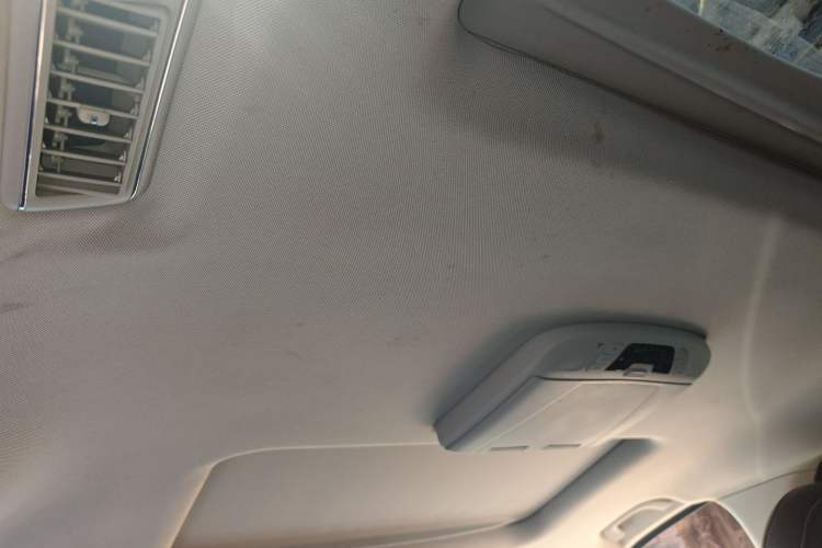 Used SAIC MAXUS G10 2016 2.0T Automatic Luxury Executive Edition