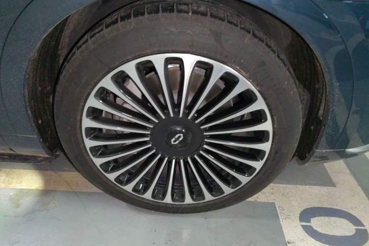 Used Hima AITO M9 2024 Range-Extended Max Edition 52 kWh 5-Seater Version
