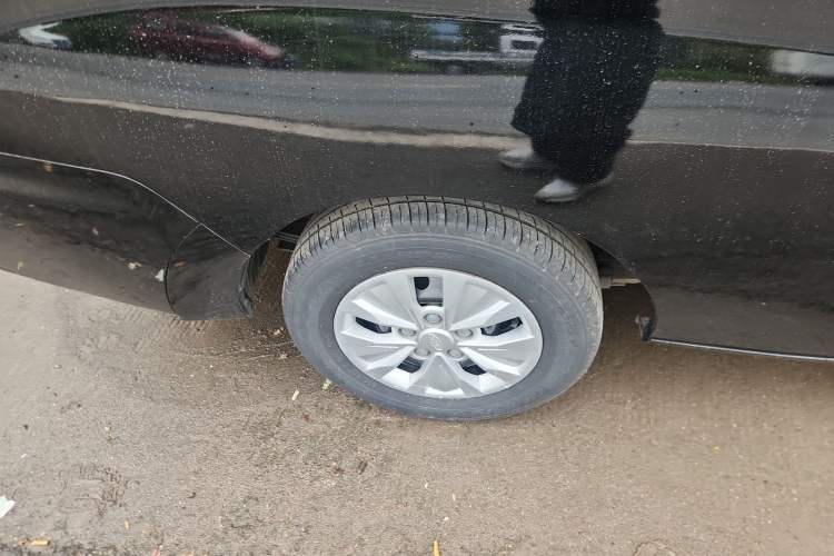 Used JAC Refine M3 2022 PLUS Creator Edition 1.5T Luxury Model