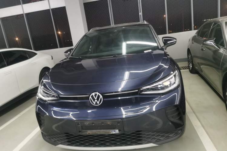 Used Volkswagen ID.4 CROZZ 2021 Long-Range Lite PRO Two-Wheel Drive Version
