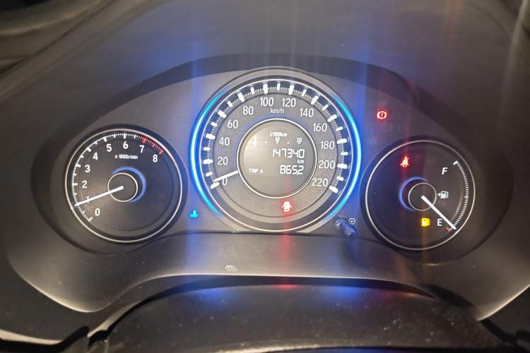 Used Honda Crider 2015 1.8L manual luxury version
