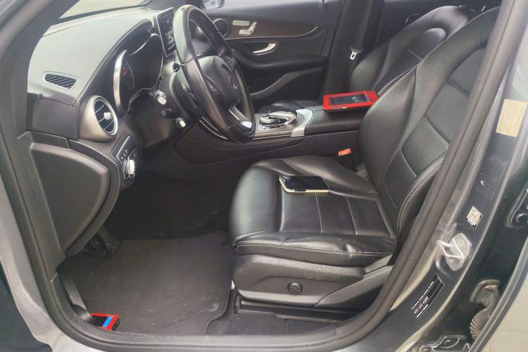 Used Mercedes-Benz GLC 2019 GLC 300 L 4MATIC Dynamic Model Left Front Seat