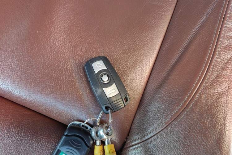 Used BMW X5 2011 xDrive35i M Sport model
